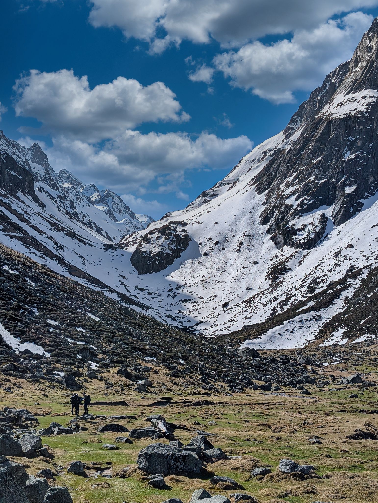 PXL 20250406 090457905