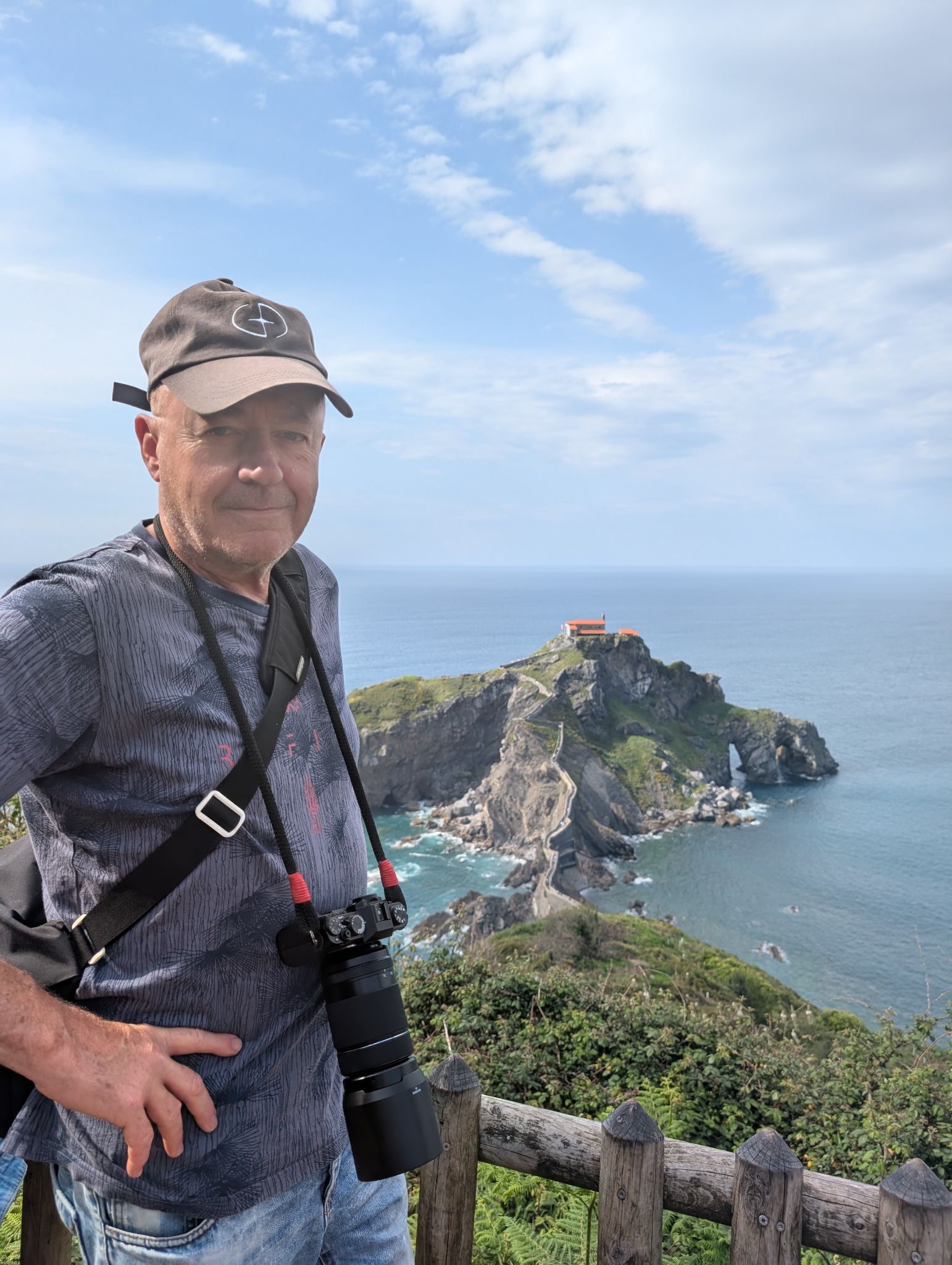 PXL 20250501 152415988