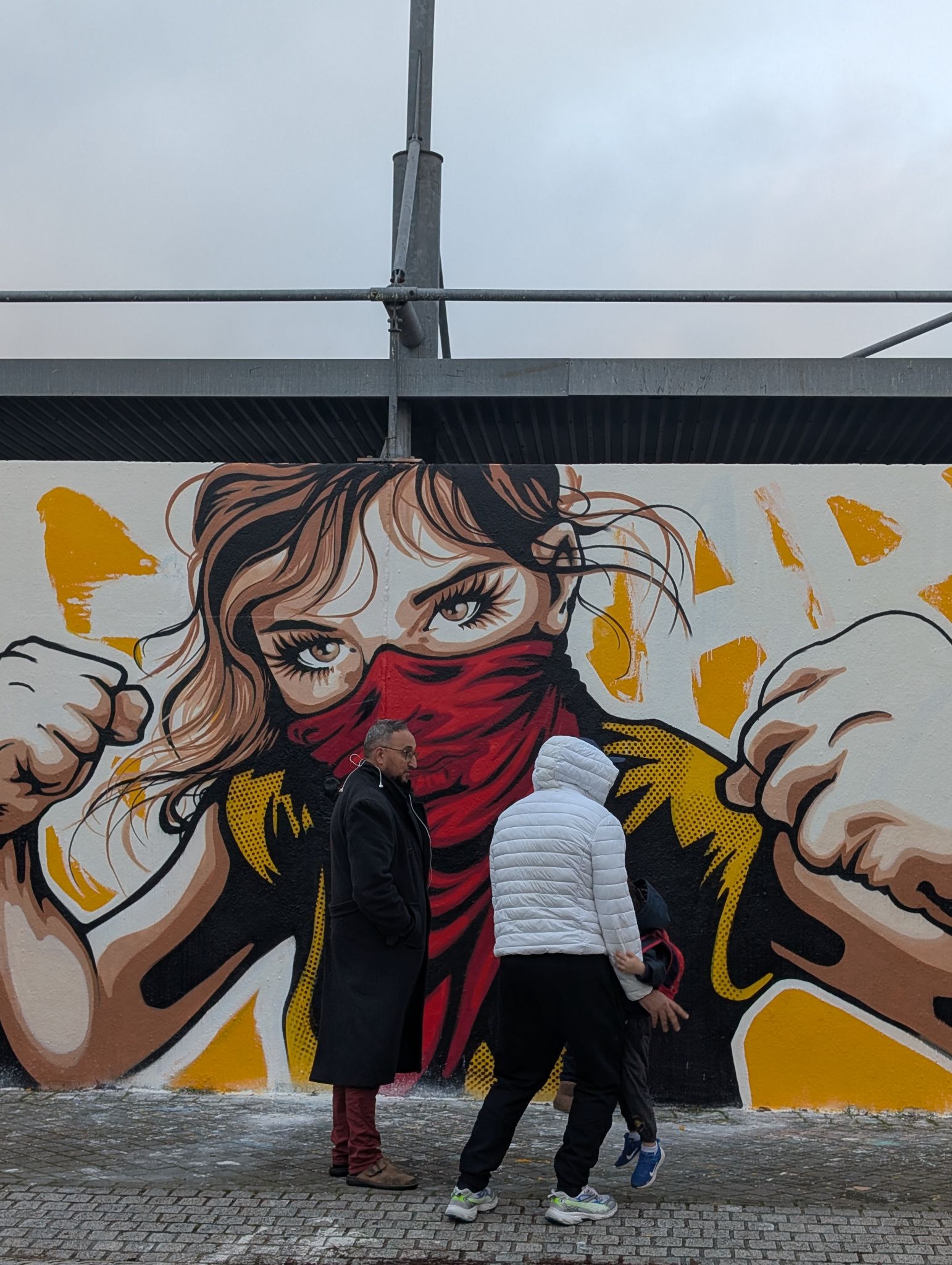 PXL 20251211 154224065