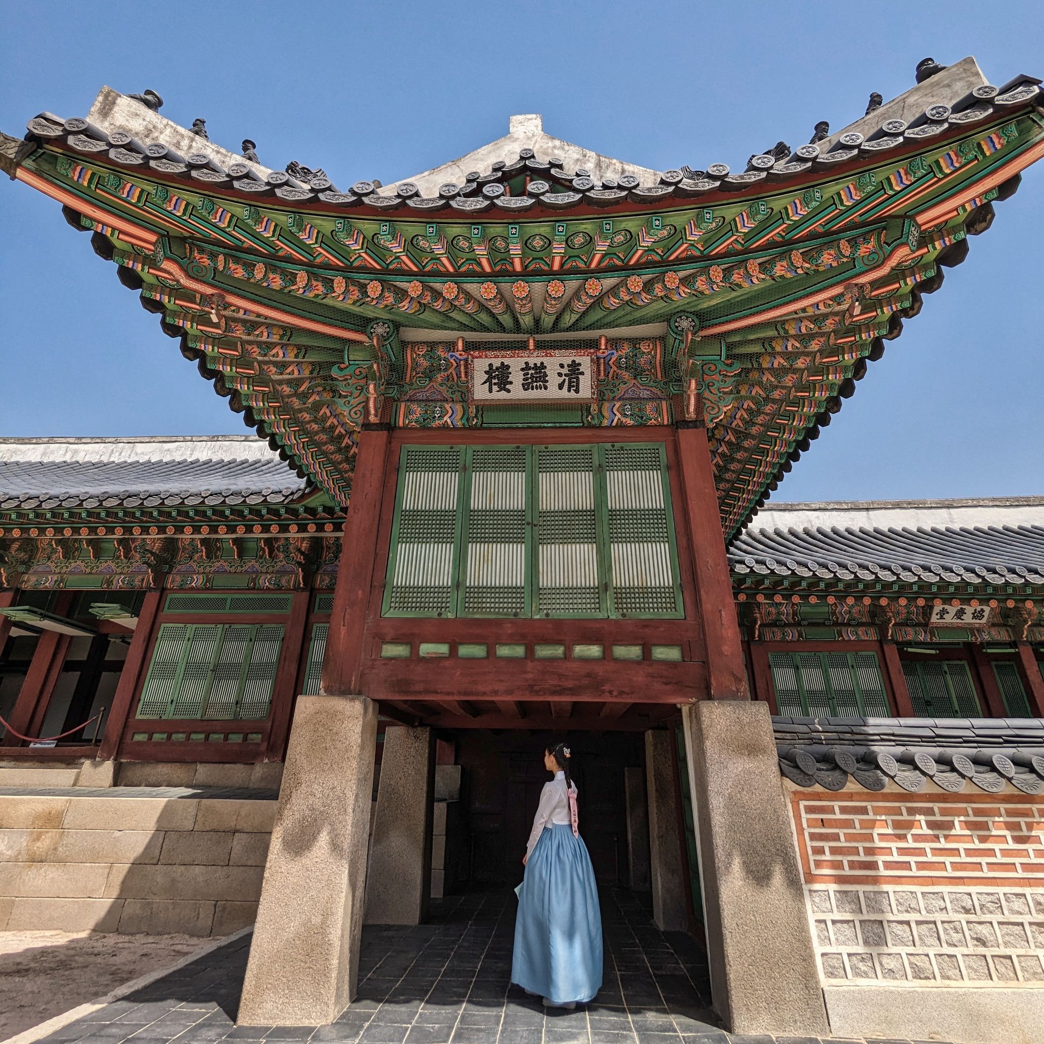 PXL 20240418 021828567