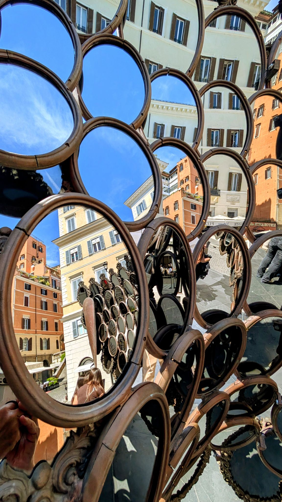 PXL 20260410 103411723.MP~2