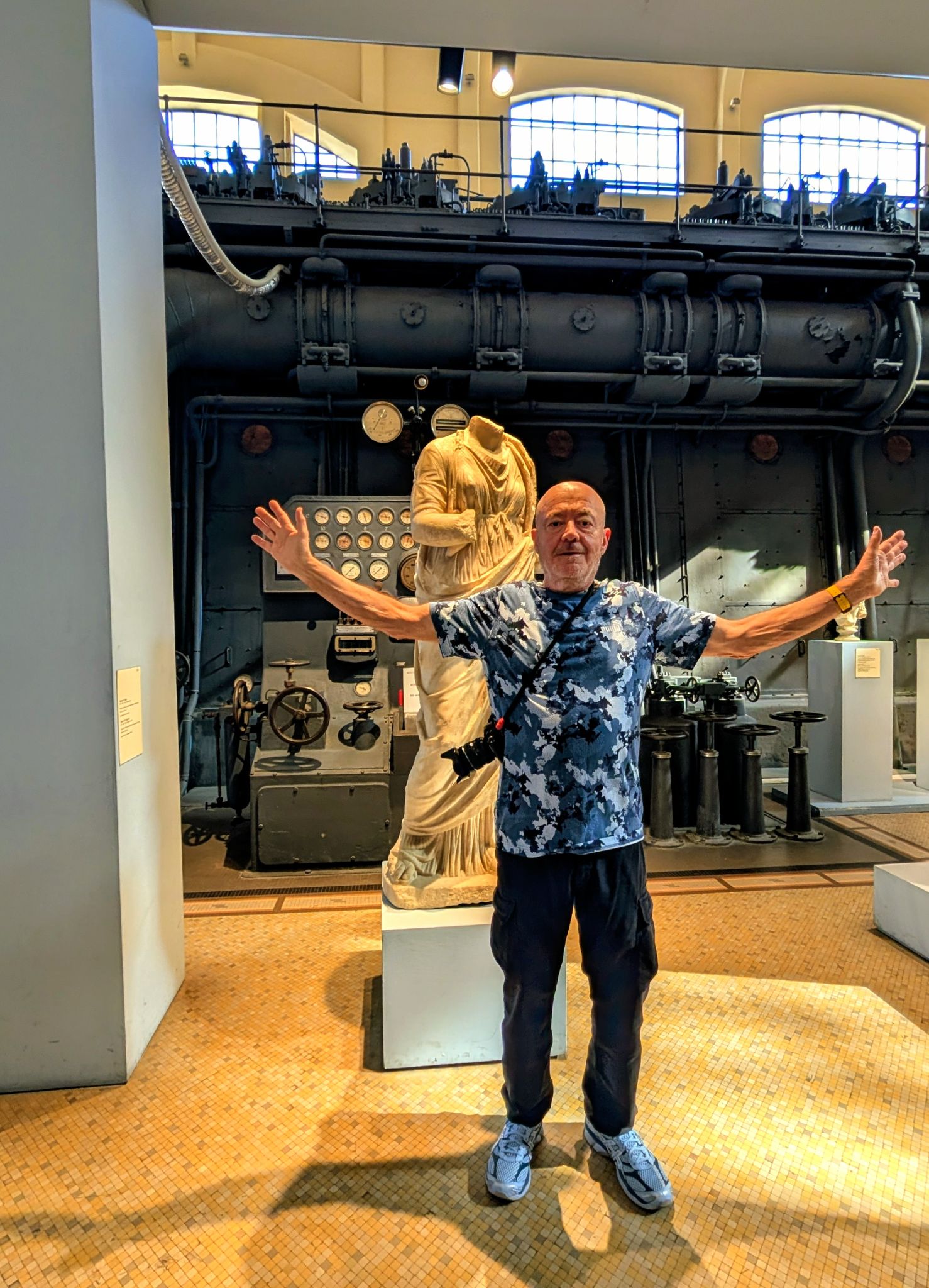 PXL 20260411 080107251.MP~2