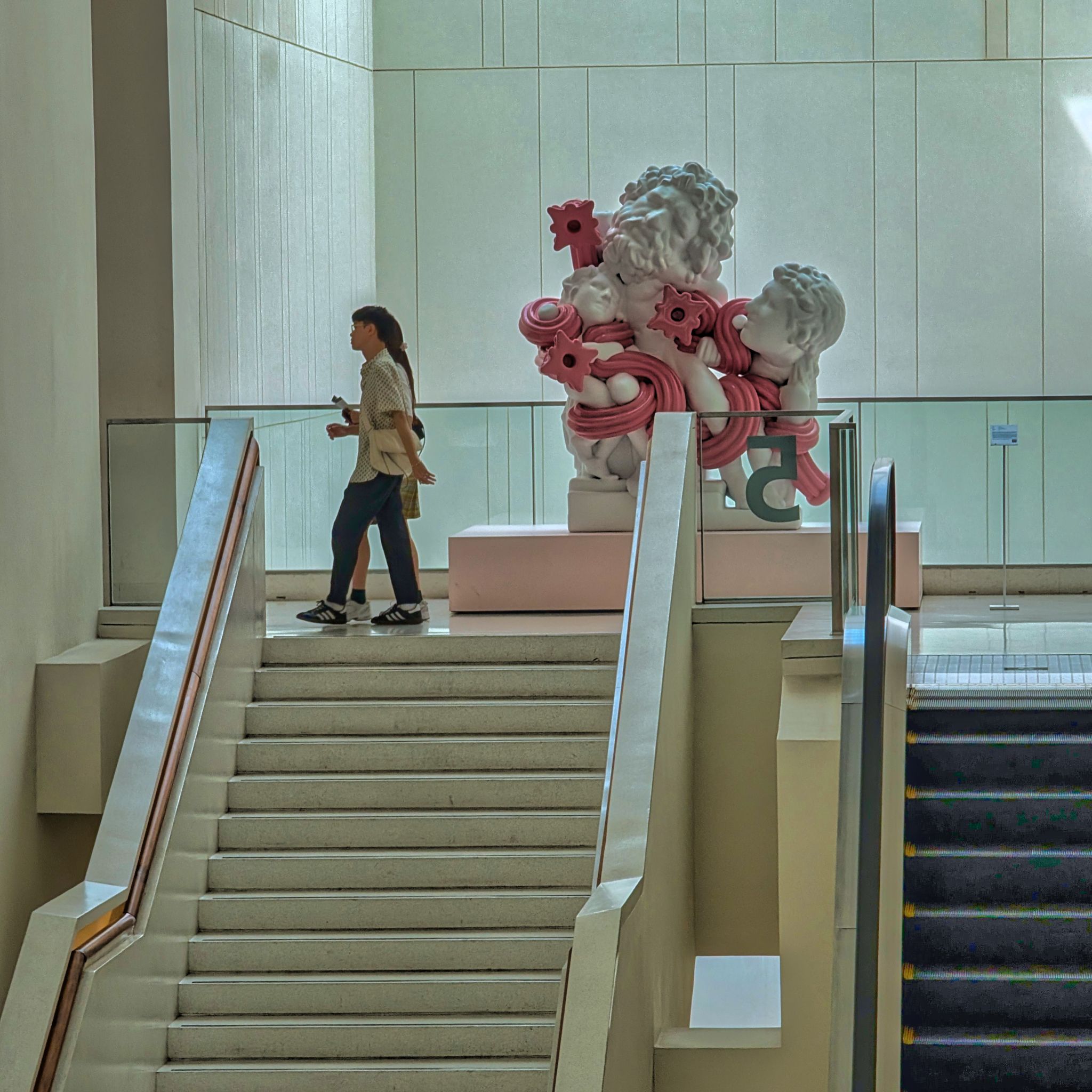 PXL 20250302 072657801