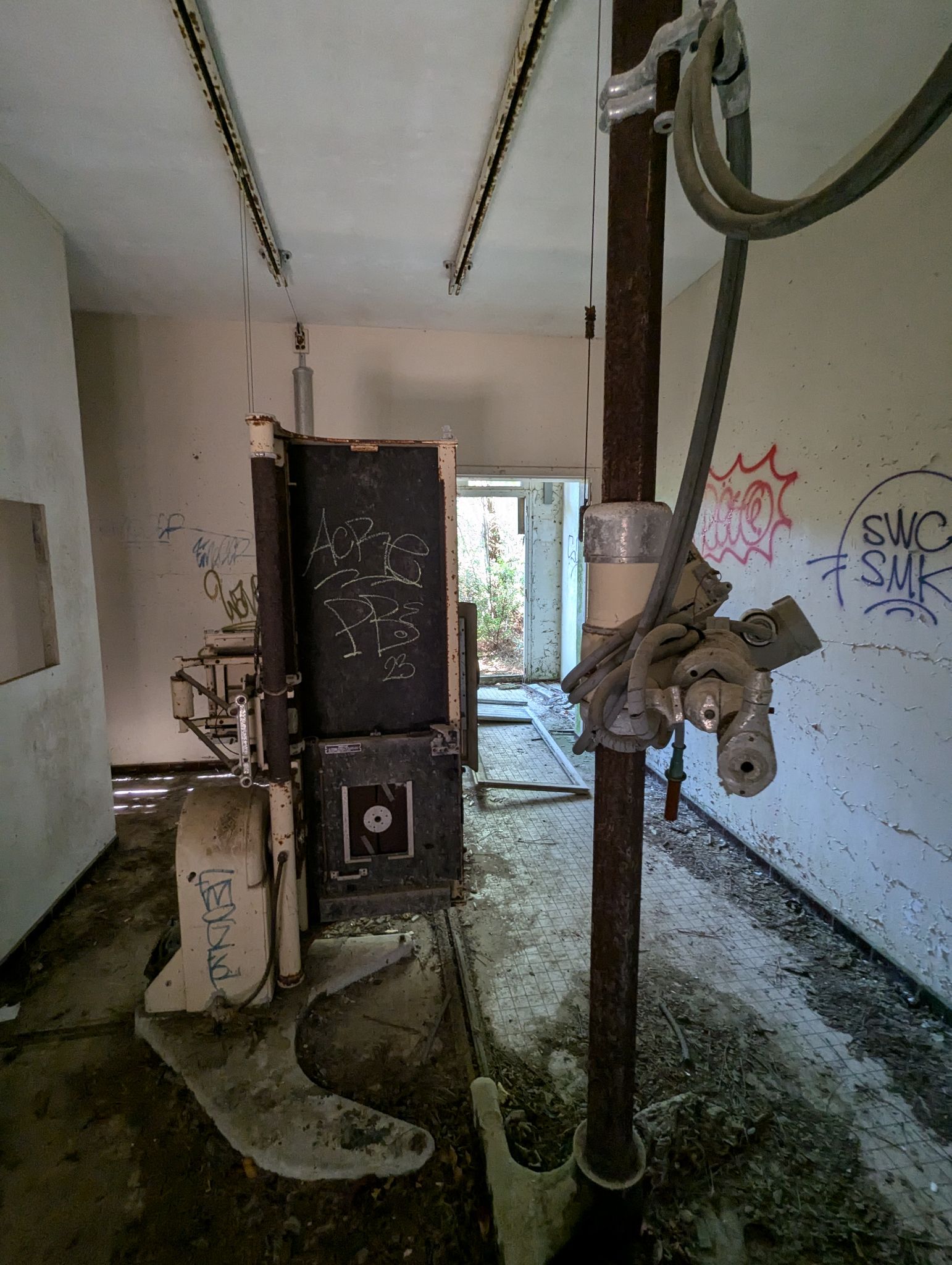 PXL 20241013 122042662.MP