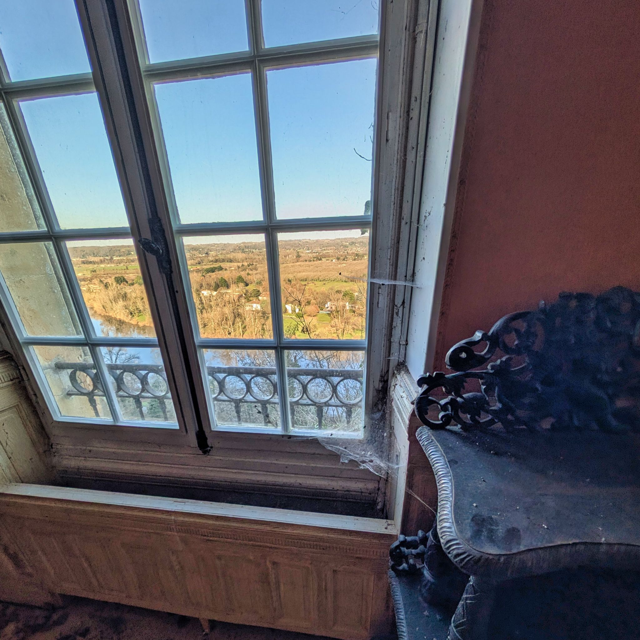 PXL 20251228 130144823