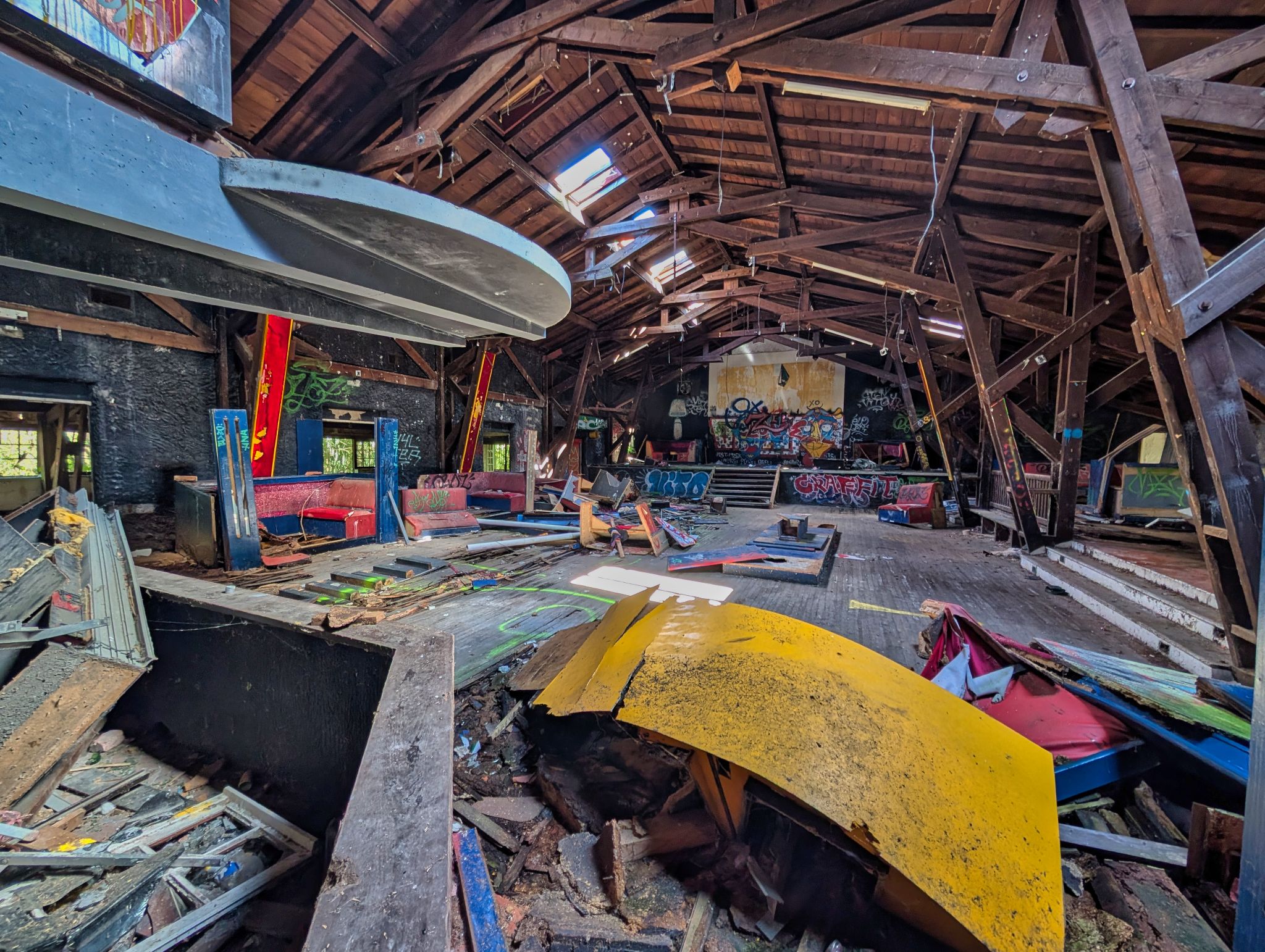 PXL 20250319 122812619