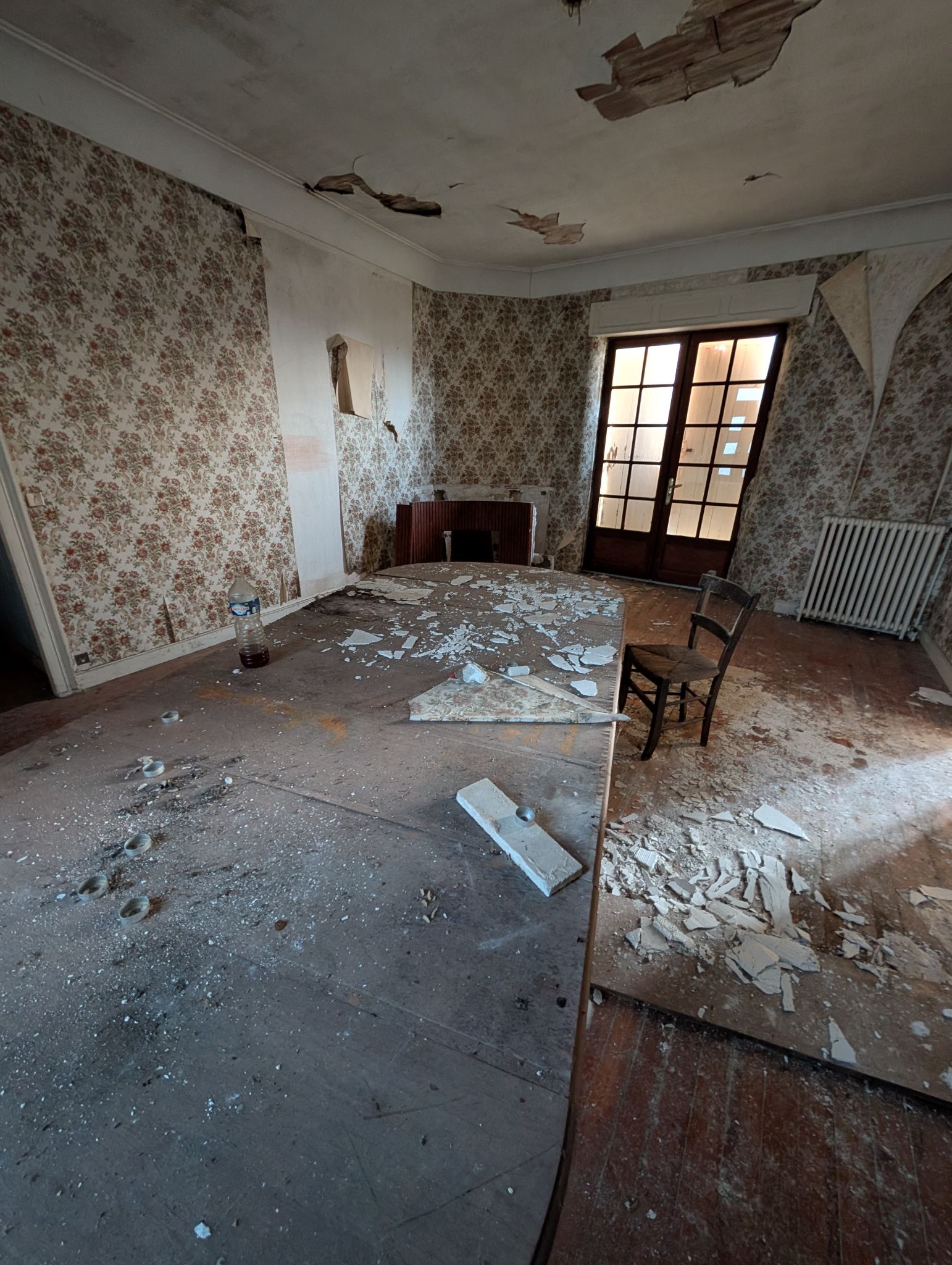 PXL 20251207 150745808