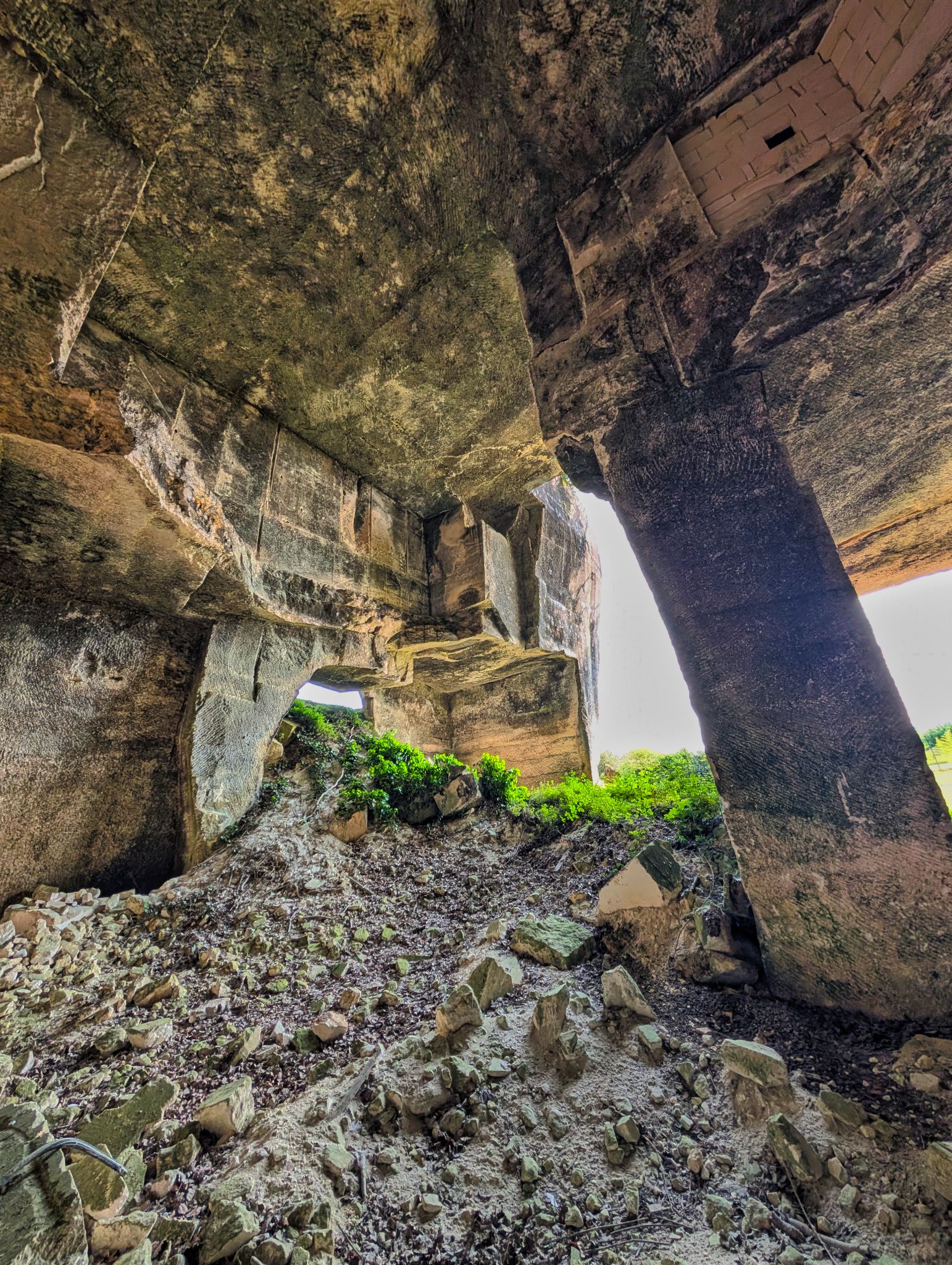 PXL 20250609 082320212