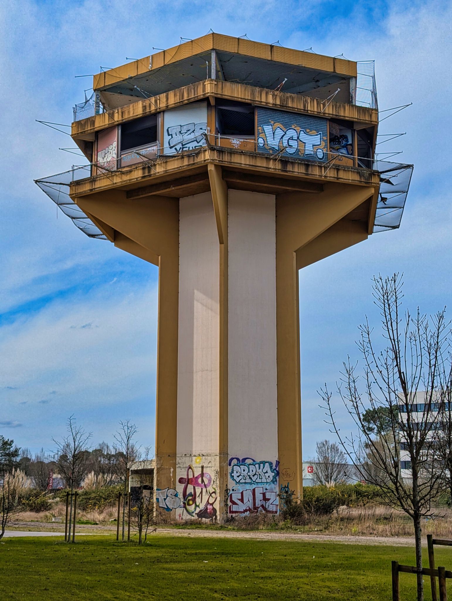 PXL 20250308 135059210