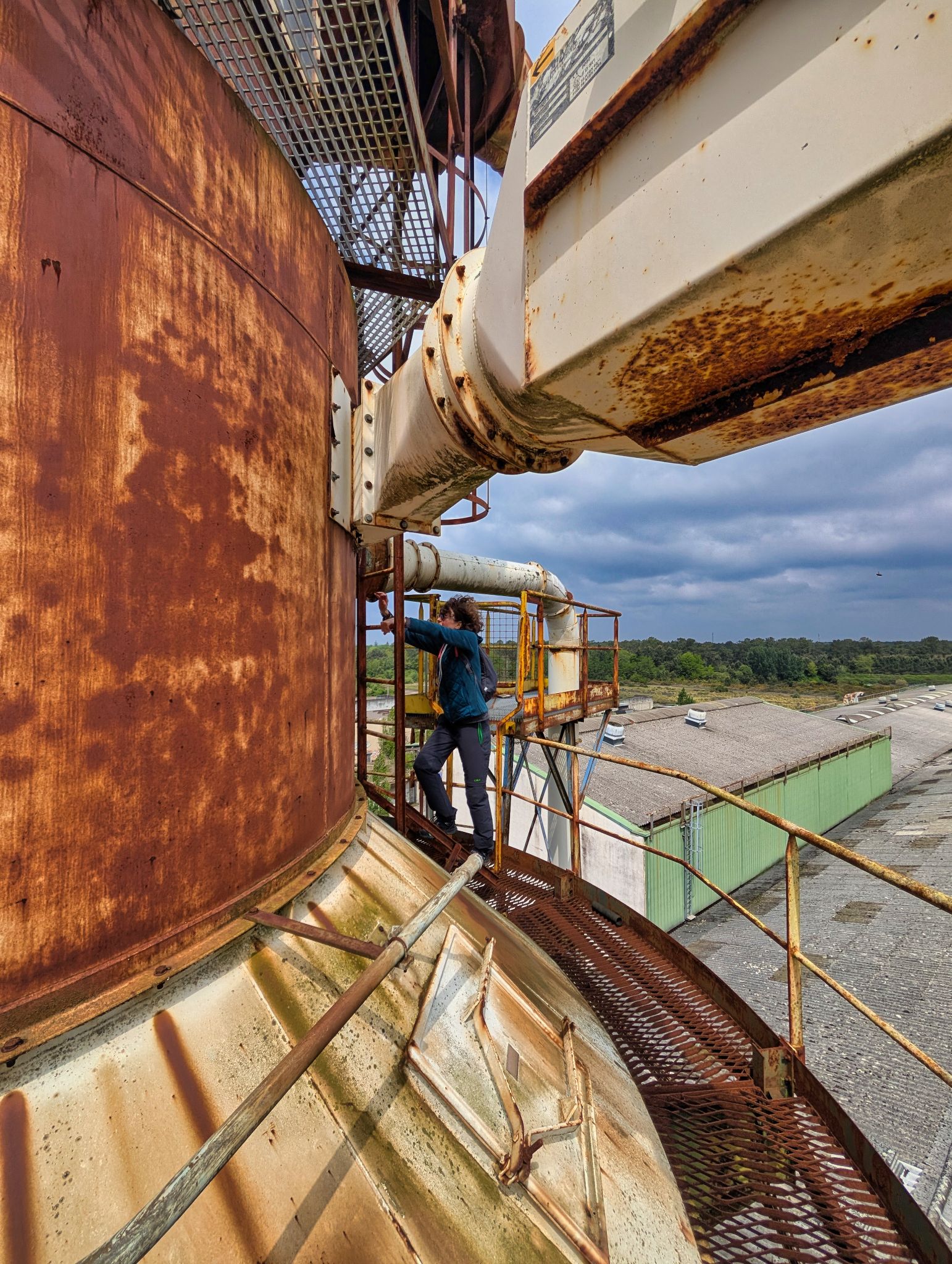 PXL 20250427 110259054