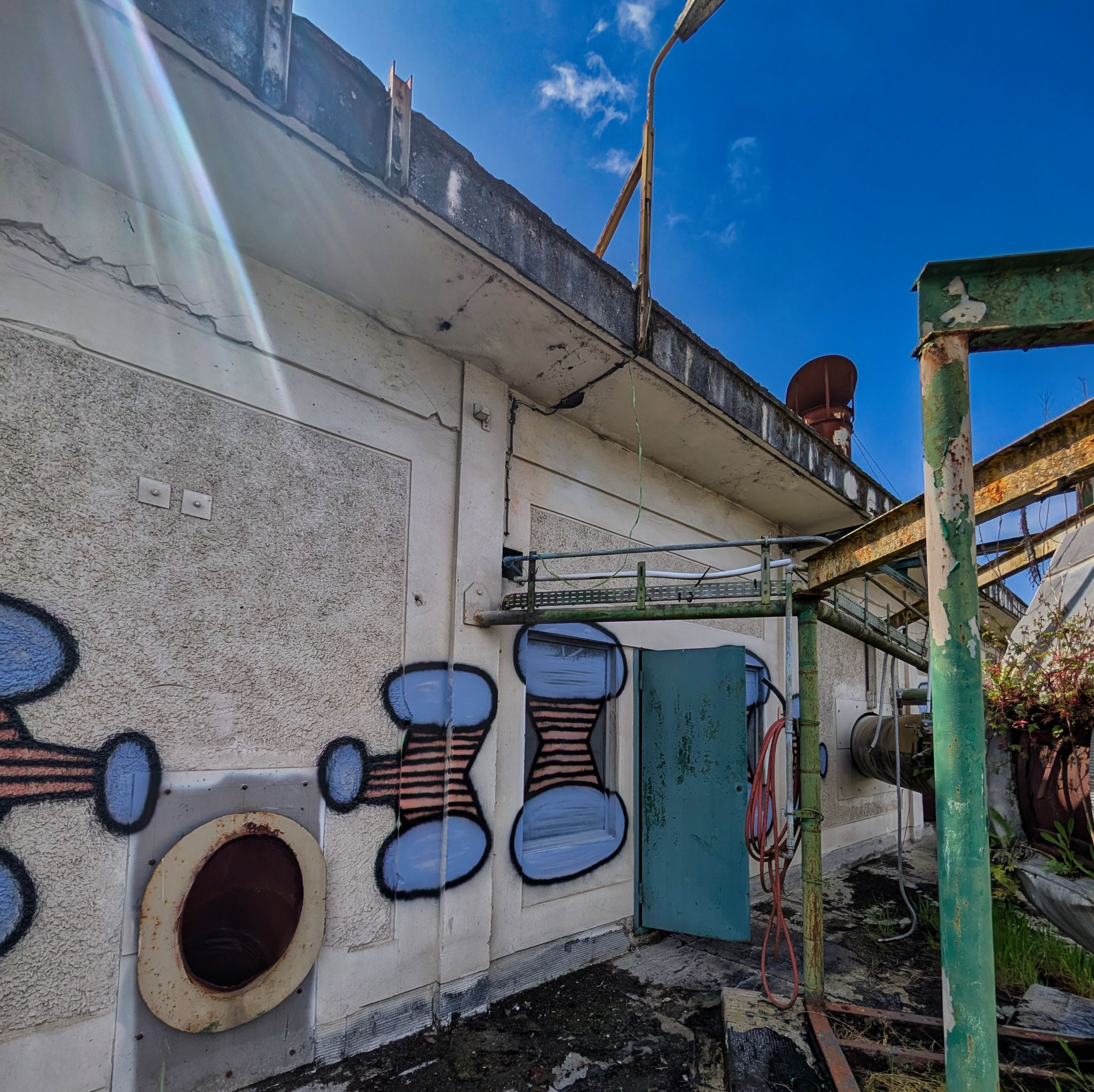 PXL 20250427 125634707